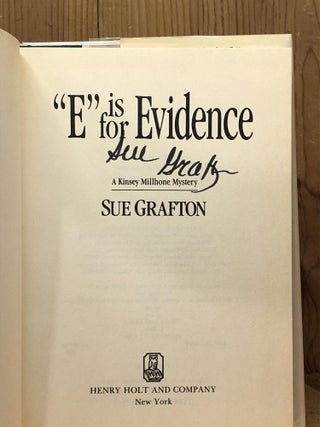 'E' is for Evidence: A Kinsey Millhone Mystery
