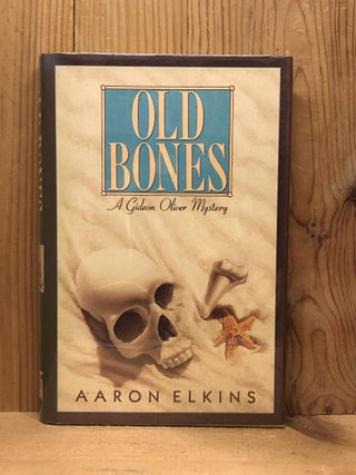 Item #007812 OLD BONES. Aaron Elkins