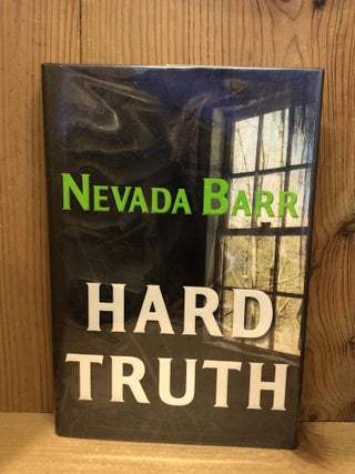 Item #500197 Hard Truth (Anna Pigeon Mysteries). Nevada Barr