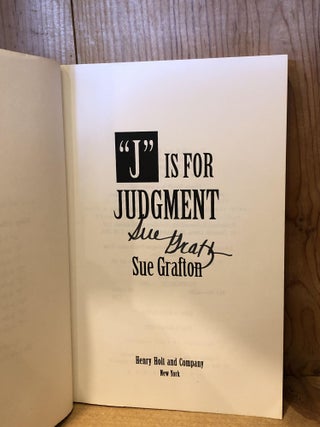 J is for Judgement (A Kinsey Millhone Mystery, Book 10)