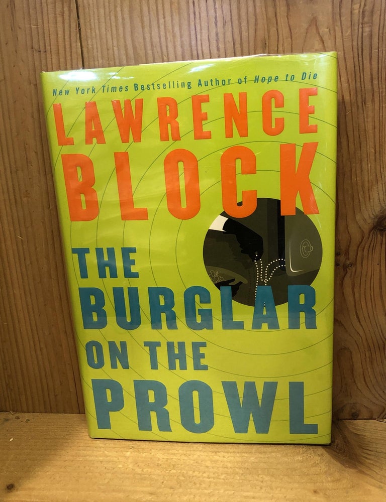 Item #503581 The Burglar on the Prowl. Lawrence Block.