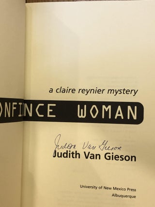 Confidence Woman: A Claire Reynier Mystery
