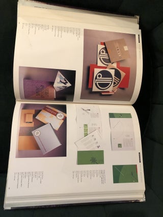 Brochure Design Forum: An International Collection of Brochures, Pamphlets, and Catalogues, Volume 2