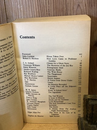 Black Water: The Anthology of Fantastic Literature