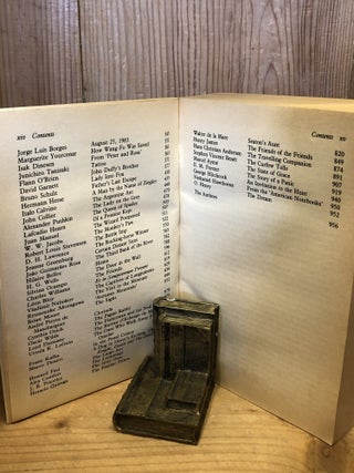 Black Water: The Anthology of Fantastic Literature