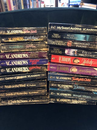 Box of 20 paperbacks by V C Andrews